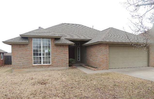 1st image of 804 N Morgan Dr