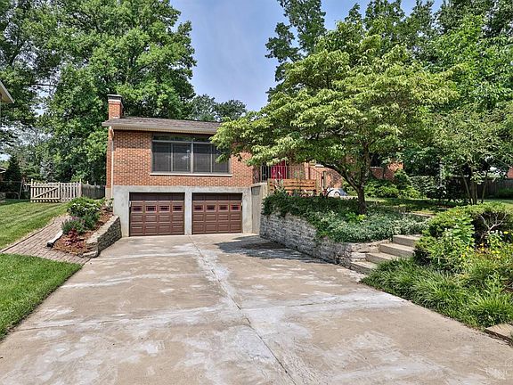 2nd image of 7332 Redondo Ct