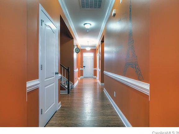 4th image of 381 Montibello Dr