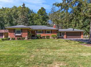 30705 Pierce St, Southfield, MI 48076