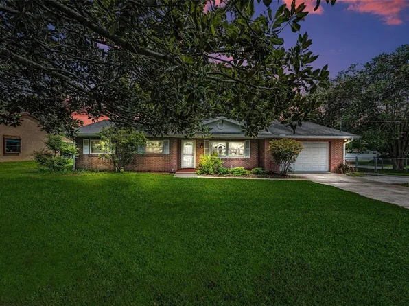 607 Spring Blossom Ct, Brandon, FL 33511