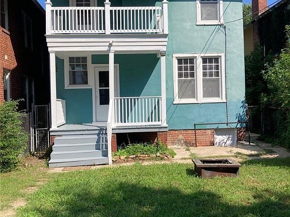 3rd image of 1306 Bainbridge St