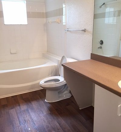 5th image of 417 Jordan Stuart Cir APT 111