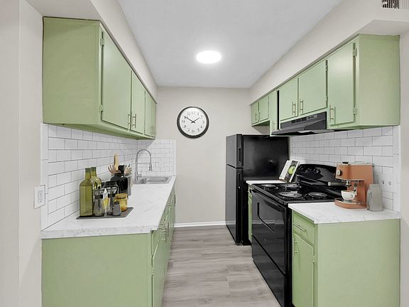 2nd image of 1302 S 32nd St #7