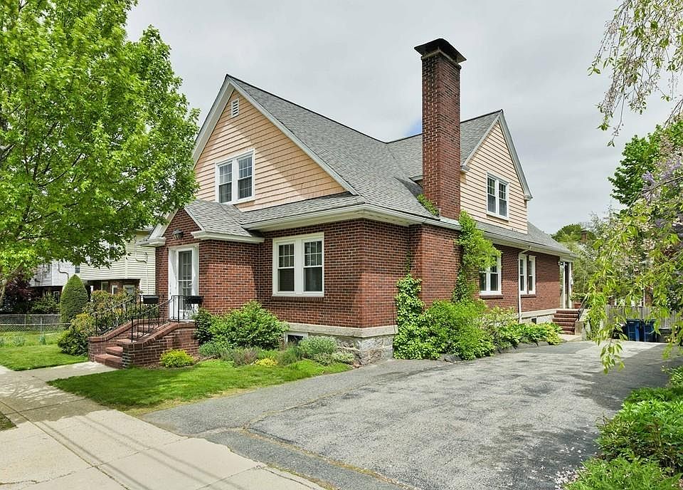 32 Wellsmere Rd Roslindale, MA, 02131 Apartments for Rent Zillow