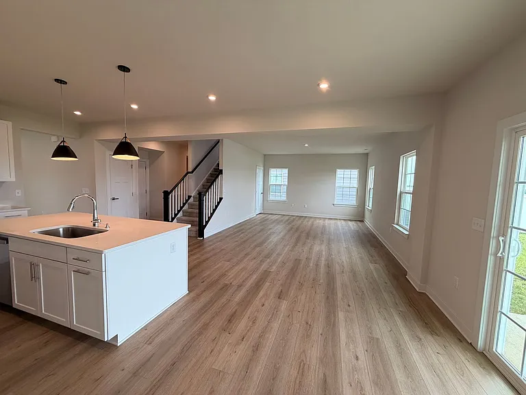 935 Green Valley — Photo 9