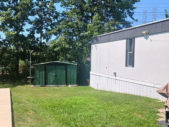 2nd image of 30335 Euclid Ave #44