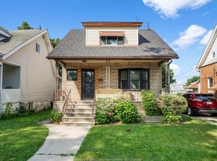 1133 Moy Ave, Windsor, ON N9A2P4