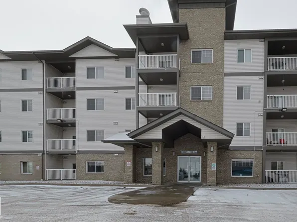 16807 100th Ave NW #431, Edmonton, AB T5P 4Z6