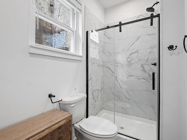 922 Snyder Ave #1 — Photo 17
