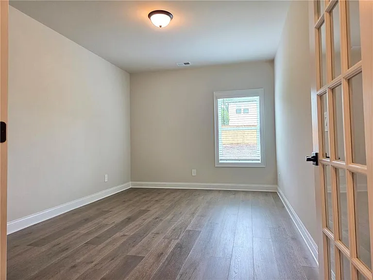 3158 Sweet Red Cir — Photo 17