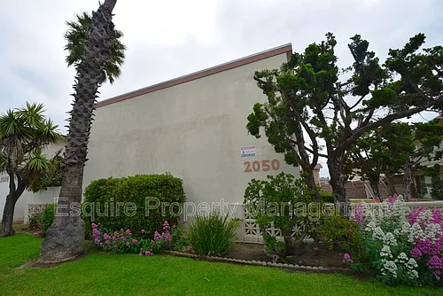 2050 N Ventura Rd Photo 1 2050 N Ventura Rd Photo 1