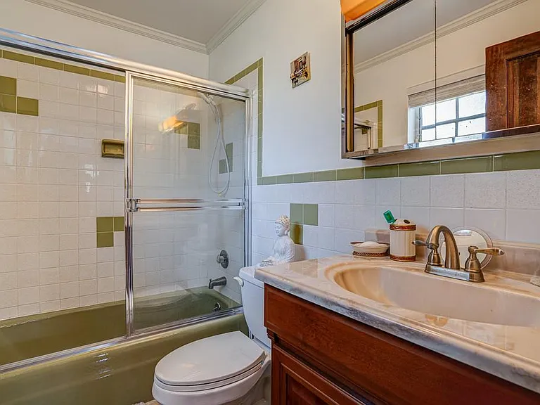 1265 NE Oceanview Cir — Photo 12