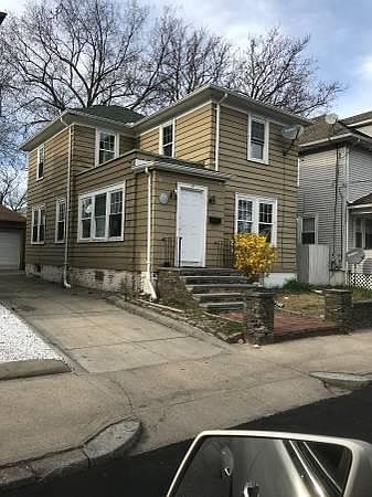 1st image of 300 Narragansett St