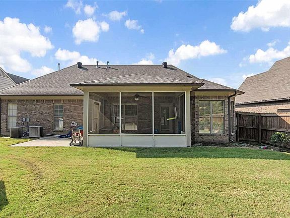 4th image of 2678 Austin James Dr