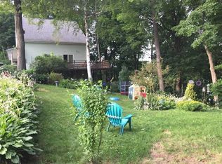 54 School St, Warren, MA 01083