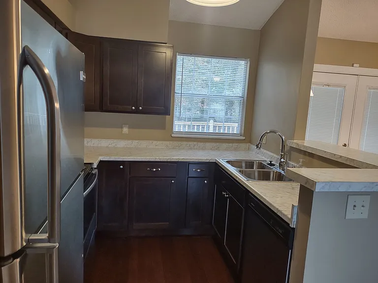 202 Hookston Way — Photo 5