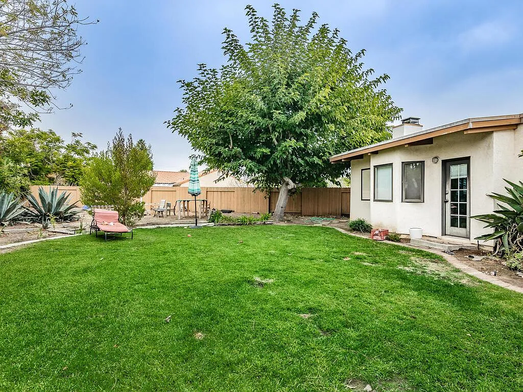 5532 Soderblom Ct — Photo 2