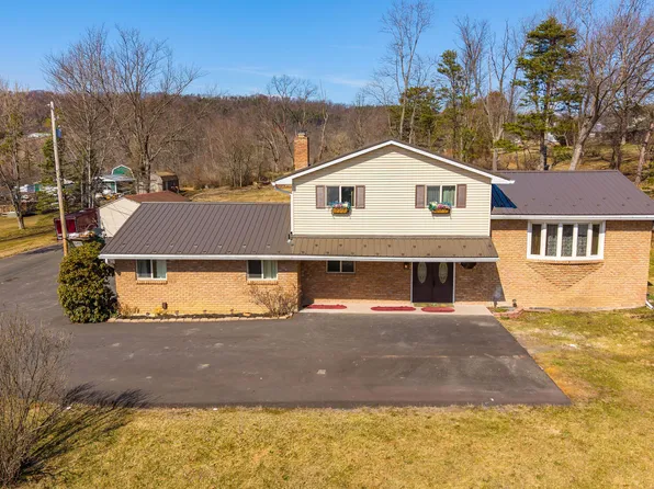 148 Penn Ave, Elysburg, PA 17824