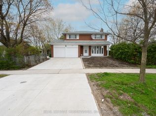 114 Old Sheppard Ave, Toronto, ON M2J3L8