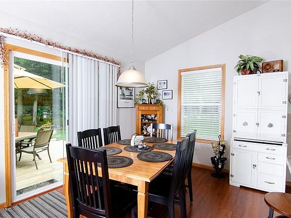 4th image of 4368 Nicolelynn Dr