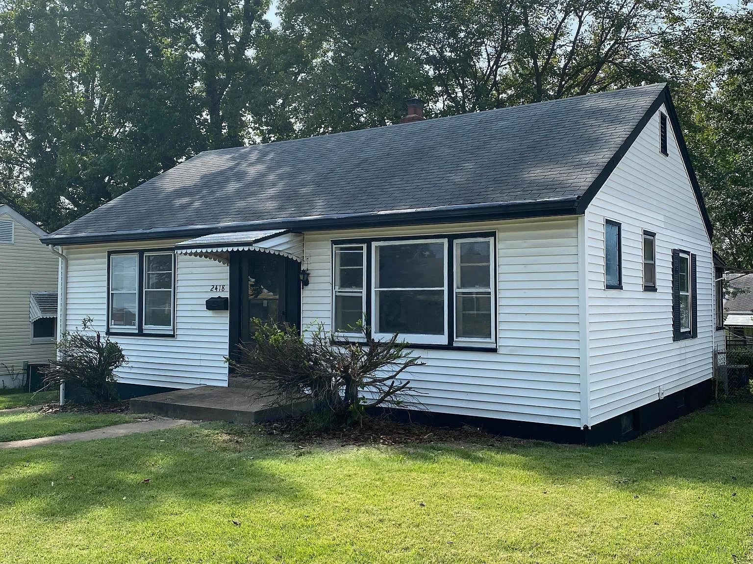 3 bed, 1100 sqft, $1,350 — Photo 4