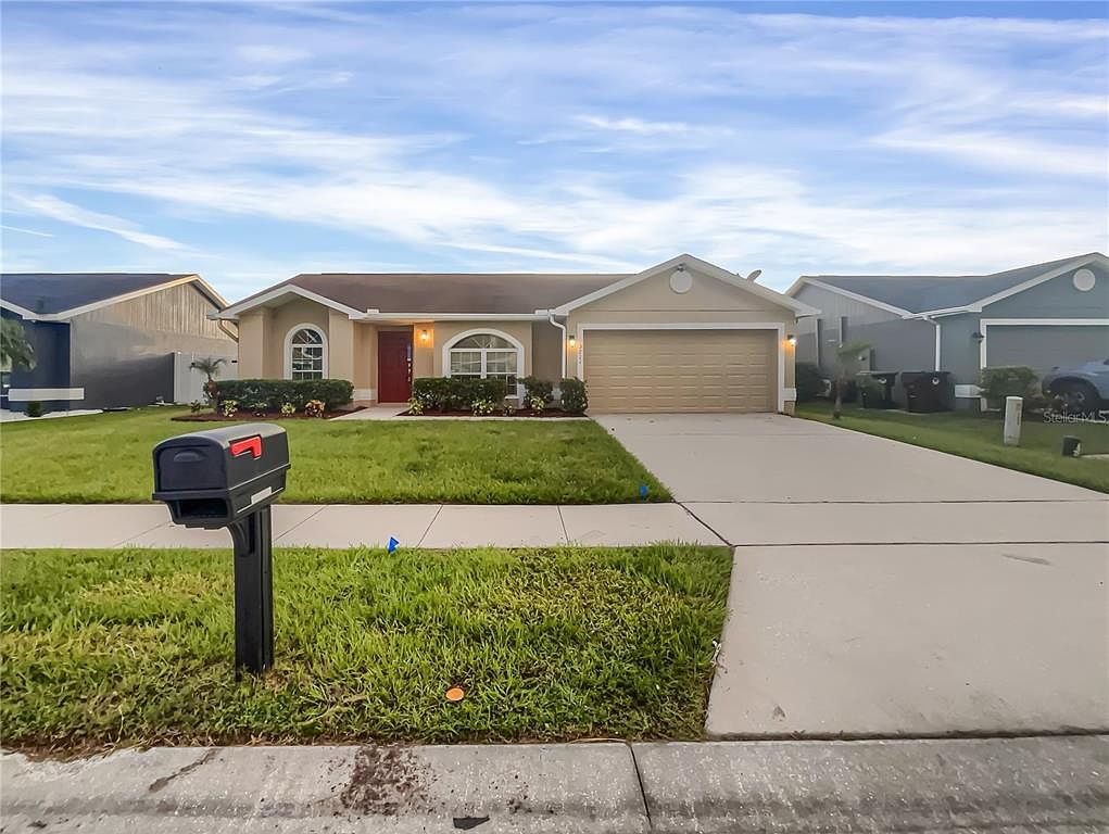 3711 Ricky Ln, Saint Cloud, FL 34772 | Zillow