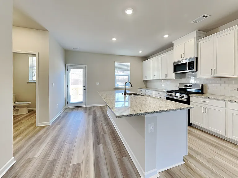 321 Sammon Way — Photo 7