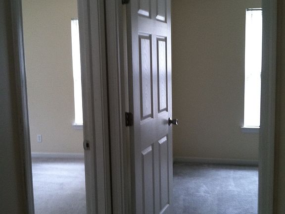 2nd image of 341 E Evelyn Ave