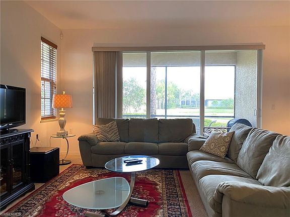 4th image of 10601 Camarelle Cir