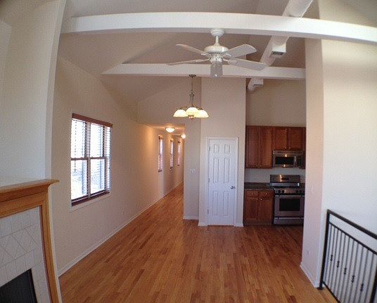 2nd image of 1423 N California Ave
