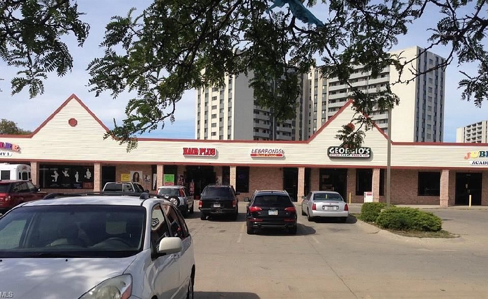 1st image of 15875 Lake Shore Blvd