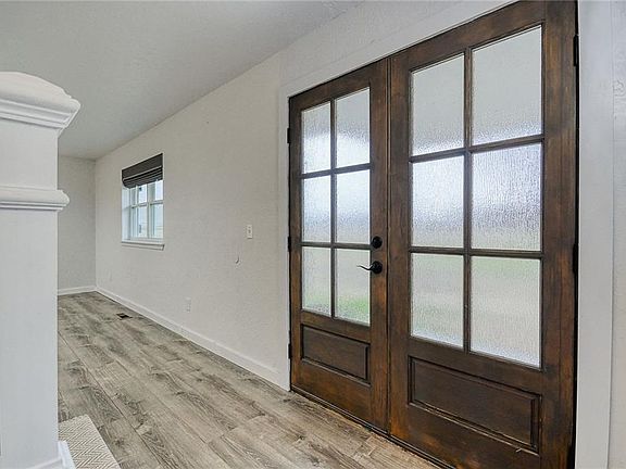 5th image of 4709 SE 134th St