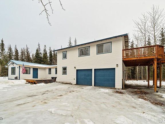 3rd image of 3805 S Juanita Way