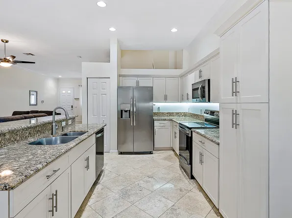 115 Barefoot Cove, Hypoluxo, FL 33462