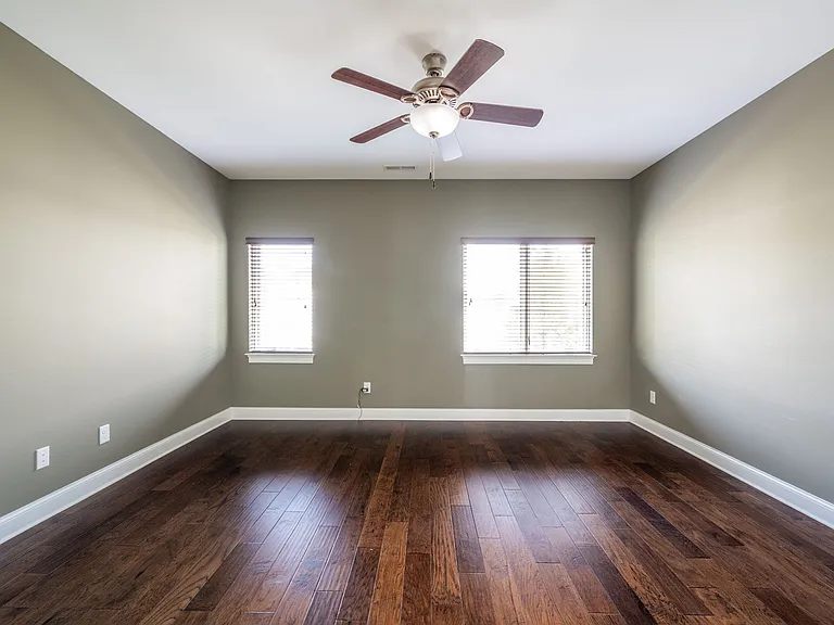 3111 Saint Elmo Ave — Photo 17