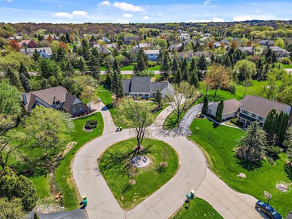 3rd image of 4305 W River Willows Ct