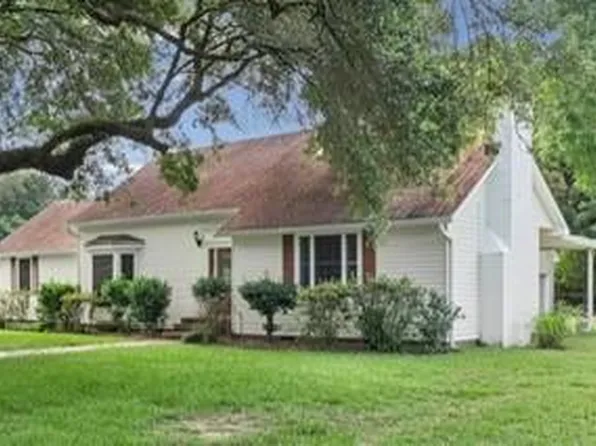 4225 Vega Dr, Mobile, AL 36693