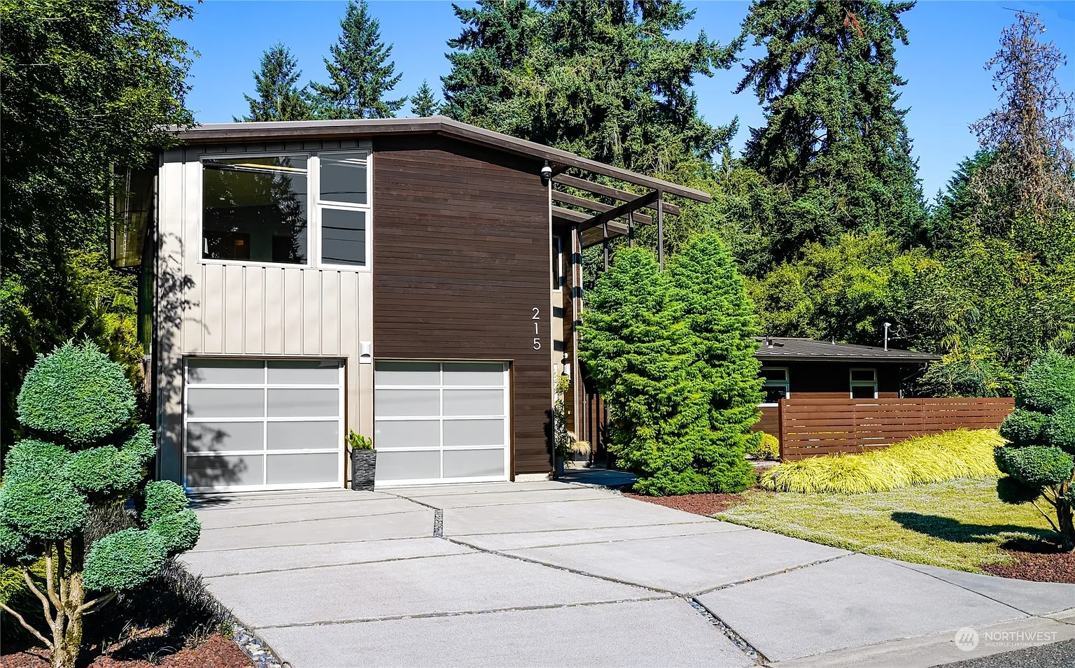 215 109th Avenue SE photo 1