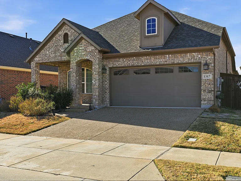 1517 Habersham St — Photo 3