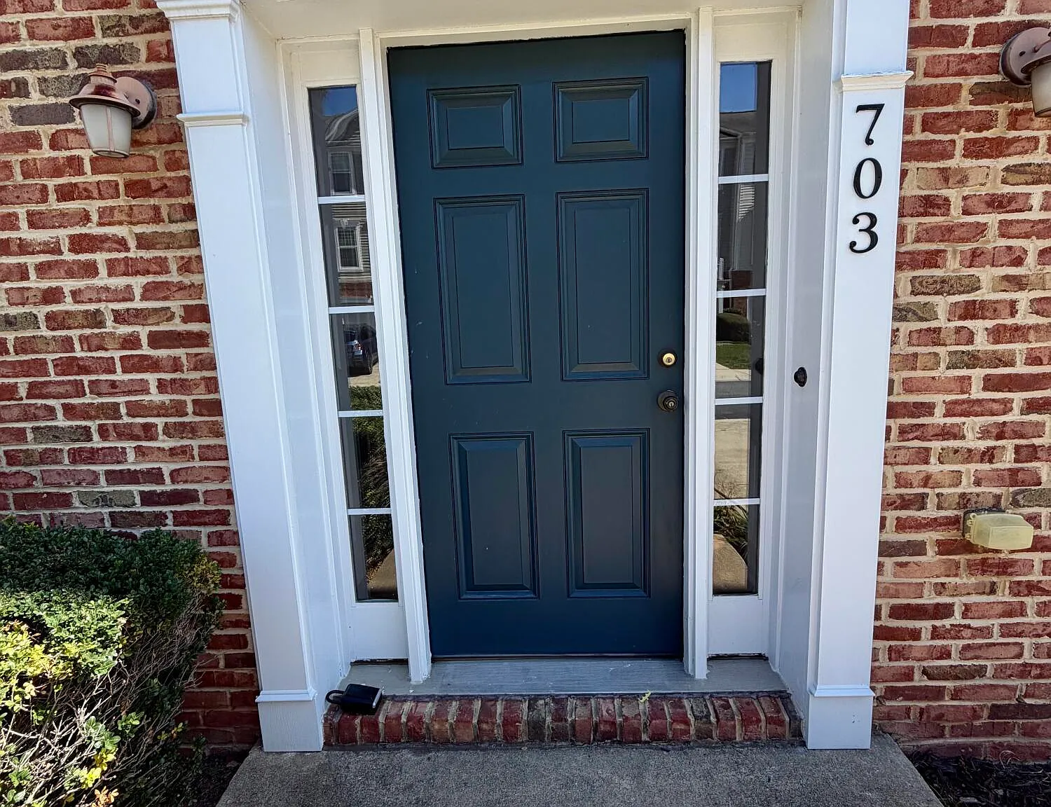 3 bed, 4.0 bath, 2000 sqft, $1,950 — Photo 2