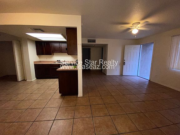 4th image of 1340 E Christy Dr