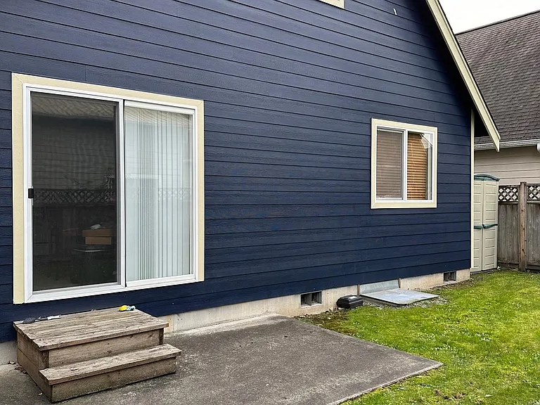 1719 E Illinois St — Photo 14