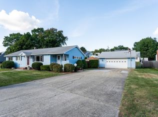 173 Sparks St, Lowell, MA 01854