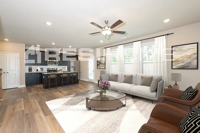 147 Rockaway Dr S — Photo 13