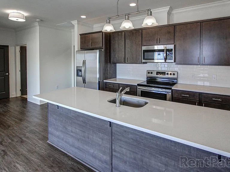 Liberty Pointe — Photo 14