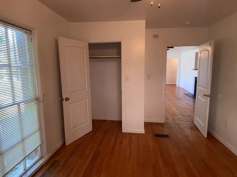 1029 W Hickory St #A — Photo 22