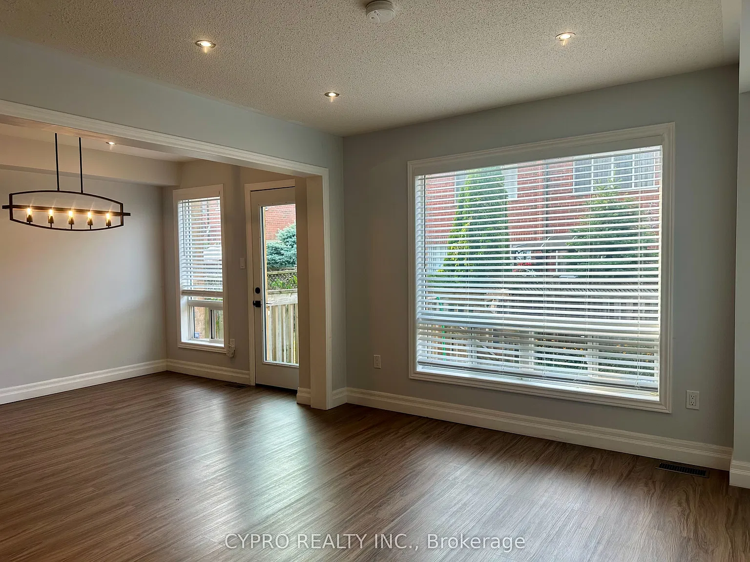 3 bed, $3,490 — Photo 3