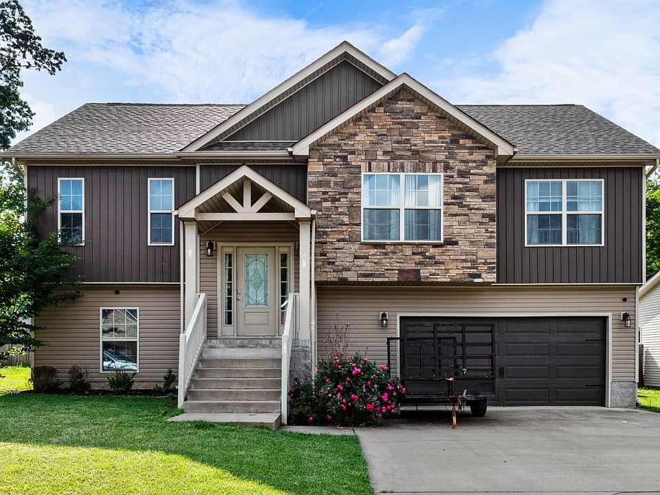 1st image of 158 Sycamore Hill Dr