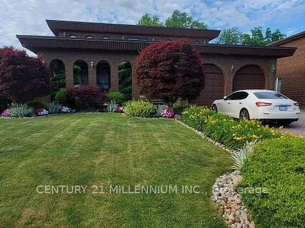 44 Wigwoss Dr, Vaughan, ON L4L 2P8